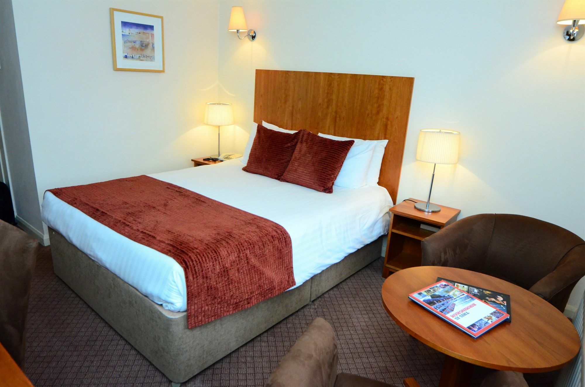 Barons Court Hotel Уолсолл Экстерьер фото